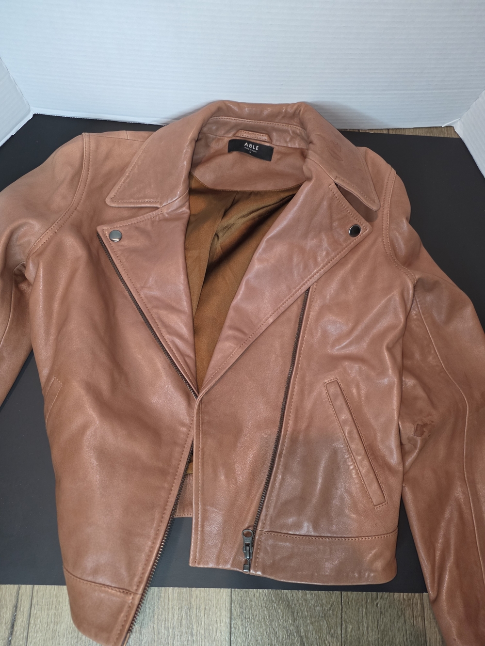 Able Men's Leather Bomber Jacket - Cognac